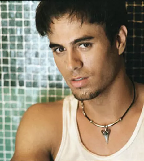 Enrique Iglesias cântă din nou la Bucureşti