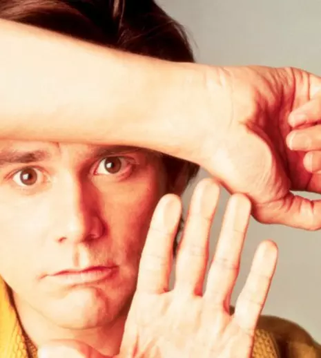 Jim Carrey trece printr-o criză emoţională