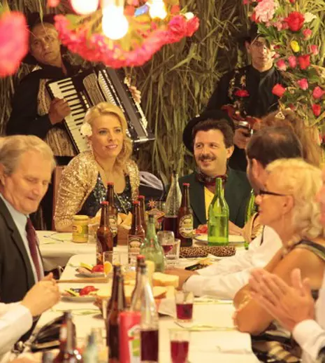 Monica Davidescu îşi face apariţia în “Las Fierbinţi”