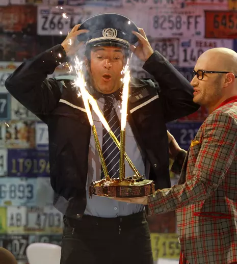 Daniel Buzdugan, aniversare-surpriză pe platourile de filmare de la "IComedy"