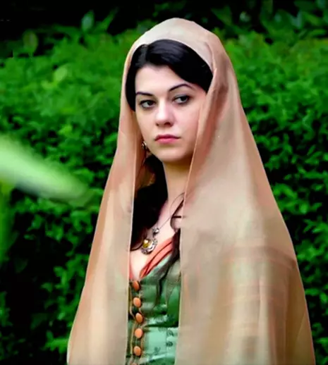 Filiz Ahmet, Nigar din “Suleyman Magnificul”, vrea să vadă România