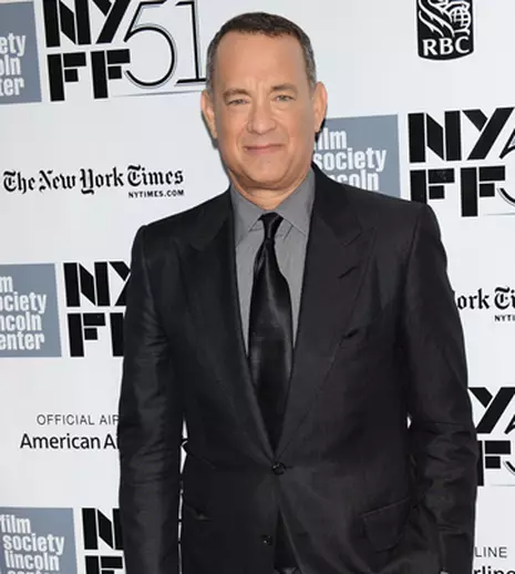 Tom Hanks este nostalgic după tradiţia pozelor de familie