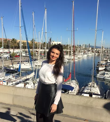 Olivia Păunescu și-a serbat ziua de naștere la Barcelona