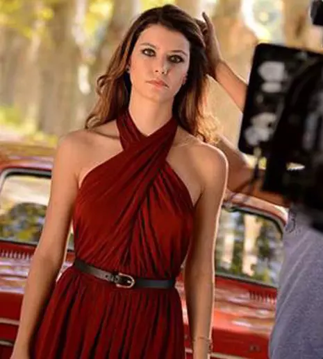 Beren Saat („Fatmagul”, „Kosem”) se află în pragul unei depresii