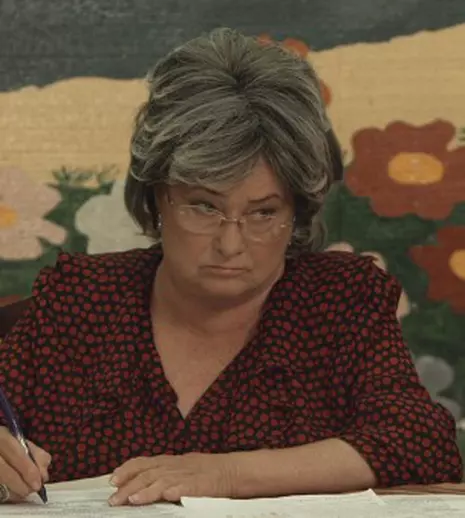 Stela Popescu devine directoarea școlii din „Las Fierbinți”