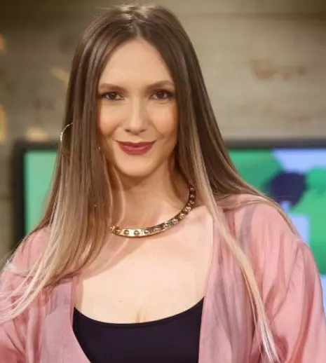 Adela Popescu, despre problemele unui părinte tânăr, sâmbătă, la „Ce se întâmplă, doctore?”