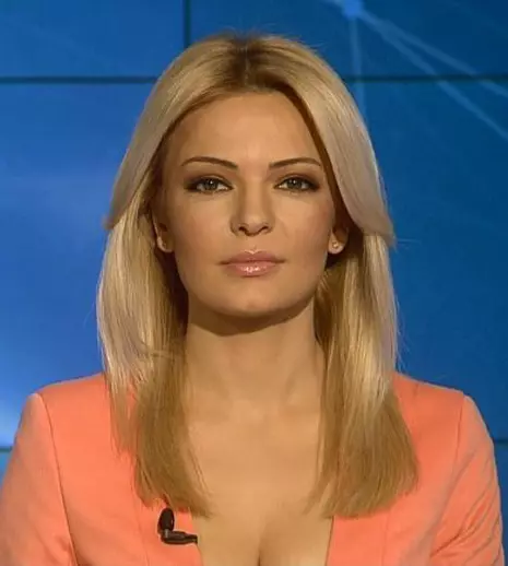 Lavinia Petrea, prezentatoarea “Ştirilor Pro TV” de dimineaţă, a născut o fetiţă