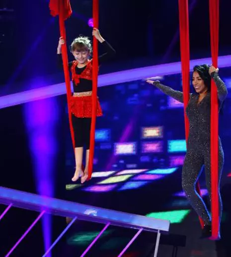 FOTO. Ruby, la un pas de accidentare, la „Next Star”