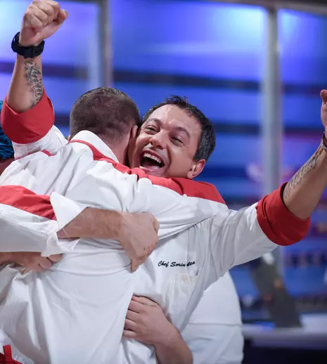 După ultima confruntare între chefi, la „Chefi la cuțite” se aleg semifinaliștii