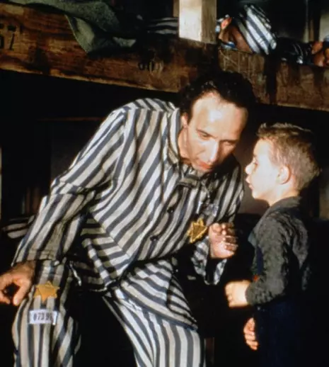 Recomandarea TVmania pentru seara de luni, 17 iulie: „Viaţa e frumoasă”, de Roberto Benigni