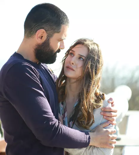 Ezgi Asaroglu, protagonista din "Bahar: Viață furată" (Kanal D), a suferit de depresie