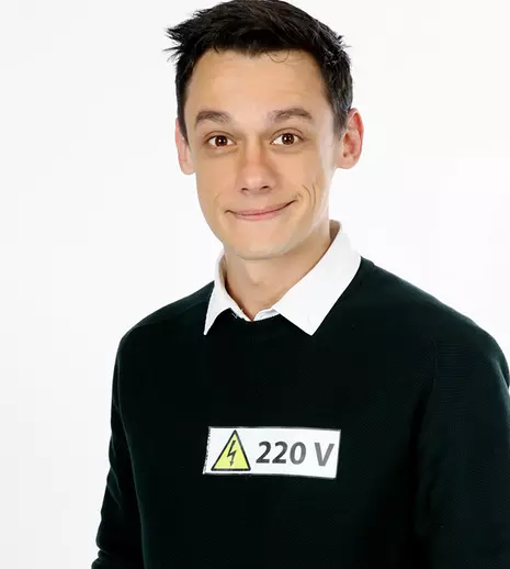 INTERVIUL ALTFEL. Vlad Logigan (Pro TV) e fan „House of Cards”: „Sezonul nou, uimitor de bun”