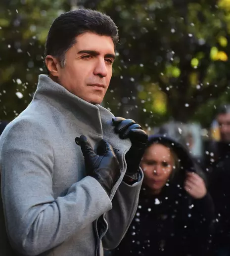 Kanal D o exilează pe Kosem și anunță cel mai nou serial al lui Ozcan Deniz