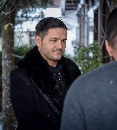 Liviu Vârciu revine la marea sa dragoste în „Fructul oprit”