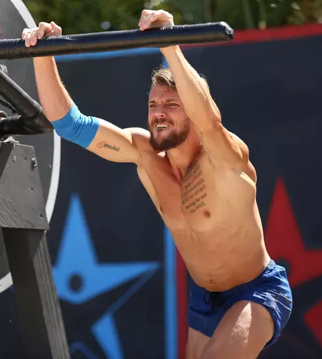 GALERIE FOTO INEDITĂ! Ce nu știați despre Ionuț, „războinicul” de la „Exatlon”