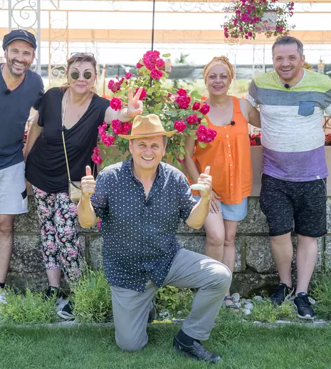 Adriana Trandafir, Carmen Tănase, Nicolai Tand și Cătălin Oprișan fac echipă cu Nea Mărin