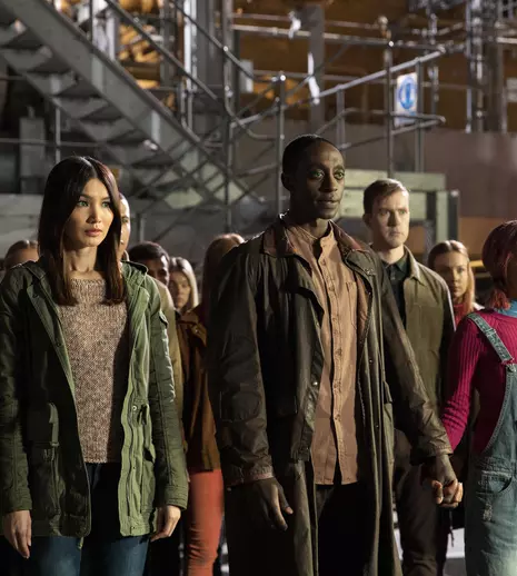 Sezonul 3 din „Humans” are premiera azi, 8 octombrie, la AMC