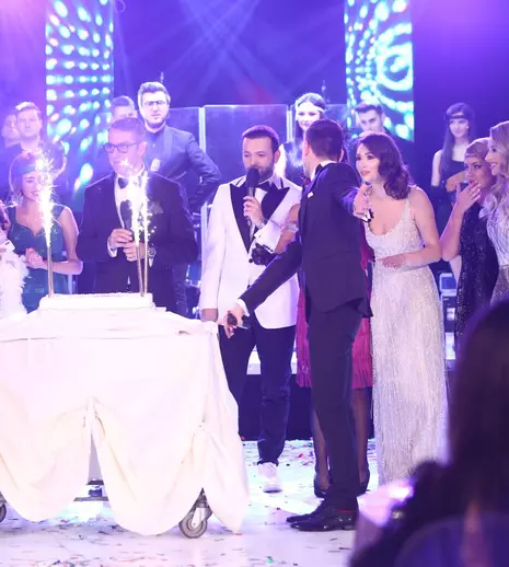 Antena Stars aniversează cinci ani de existență. Mihai Morar și Cristi Brancu, amfitrionii unei petreceri plină de strălucire