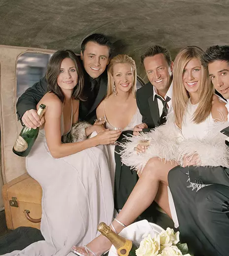 Actrița Jennifer Aniston este gata să se întoarcă în serialul „Prietenii tăi”. Cine mai e gata?