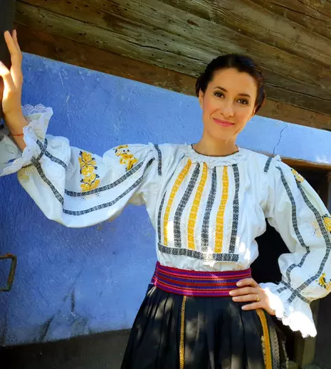 Un lector universitar, profesor de filosofie, vrea să urce pe scenă la „Vedeta populară”