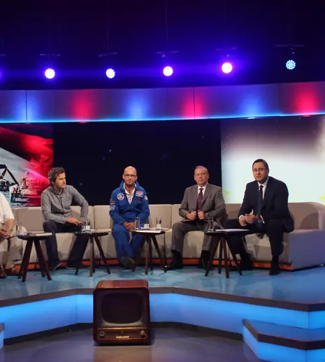 Ediţie specială la TVR 1 “Un salt uriaş pentru omenire - Aselenizarea”