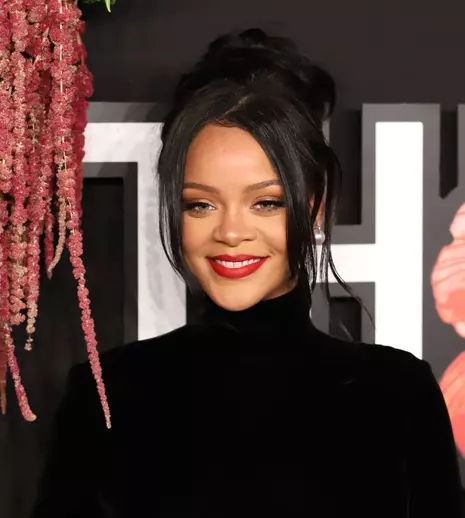 Rihanna a donat o sumă impresionantă pentru a sprijini victimele violenței domestice în această perioadă