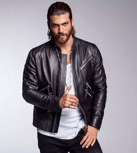 Ce mai face actorul turc Can Yaman, protagonistul serialului „Vis de iubire”