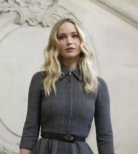 Jennifer Lawrence s-a accidentat pe platourile de filmare