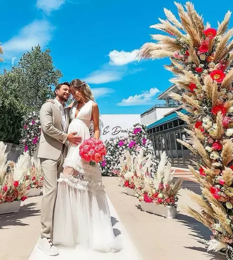 Dani Oțil și Gabriela Prisăcariu, nuntă cu surpriză pentru invitații lor