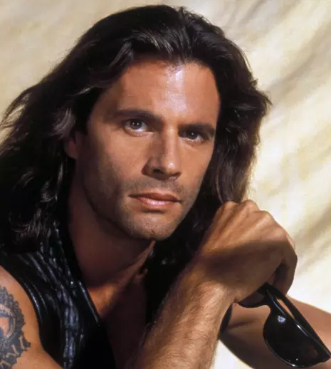 Cum arată astăzi Lorenzo Lamas. Noua logodnică a actorului de 63 de ani e mai tânără cu 27 de ani decât el