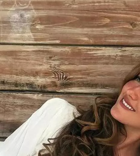 Oya Unustası și Ahmet Tansu Taşanlar, actorii din serialul „Hercai”, s-au căsătorit!