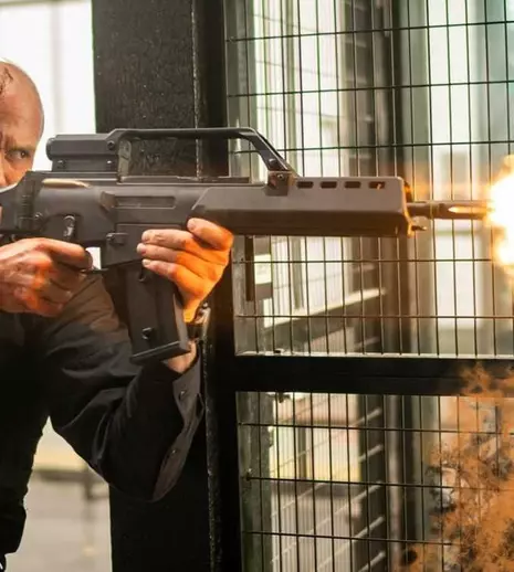 Filme la TV azi, 11 martie: „Furia unui om periculos”, „Aquaman”, „Bunica-i șefa!”, „Luptătorul”, „Stăpânul inelelor: Cele două turnuri”