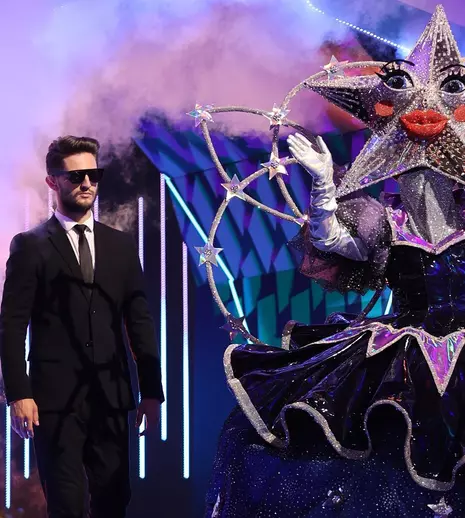 „Masked Singer România”, 14 octombrie. Steaua pune pe jar detectivii. „Aparițiile mele senzuale au bulversat o țară întreagă”