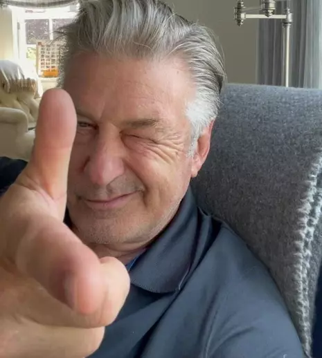 Alec Baldwin a împușcat mortal o femeie și a rănit regizorul, pe platourile de filmare