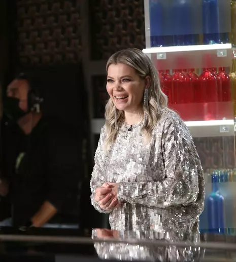 Gina Pistol, din nou la filmări pentru „Chefi la cuțite”. Cine va sta cu micuța Josephine