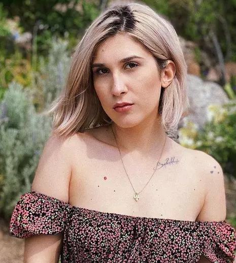 Adda a răbufnit după o experiență neplăcută cu un grup de colindători. De ce au criticat-o fanii