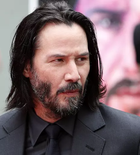 Keanu Reeves se întoarce în rolul vânătorului de demoni John Constantine