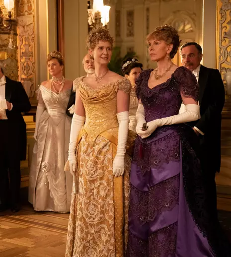 „Epoca de Aur”/„The Gilded Age”, 3 motive pentru a vedea noul serial HBO realizat de creatorul „Downton Abbey”