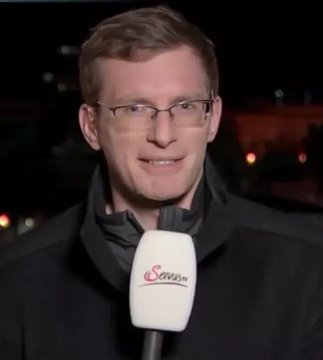 Cine este Philip Crowther, jurnalistul care a devenit viral pe internet. A transmis din Ucraina în 6 limbi diferite