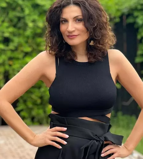 Ioana Ginghină, silueta subțire cu pepene se menține