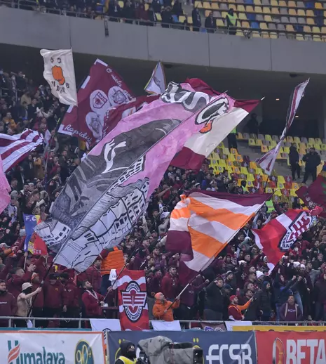 Cine transmite Rapid - Petrolul, derby-ul etapei a 20-a din Liga 1