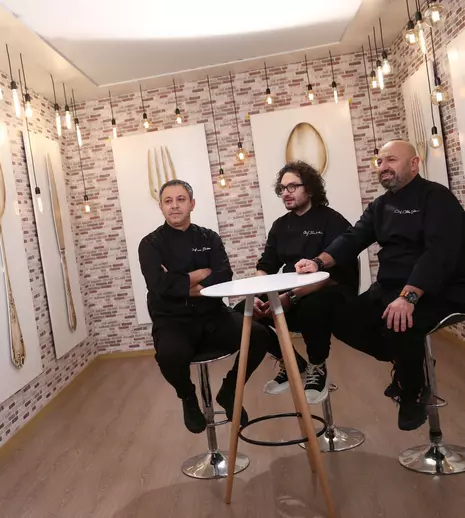 „Chefi la cuțite” 2022. Sezonul 10 începe la Antena 1 cu o premieră maraton. Programul de difuzare