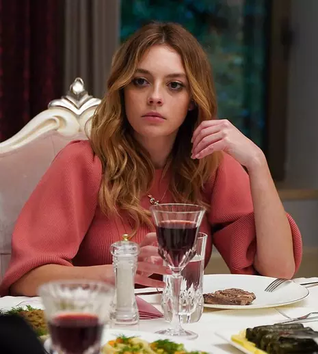 Cine este Melis Sezen, Derin din serialul „Infidelul” de la Kanal D