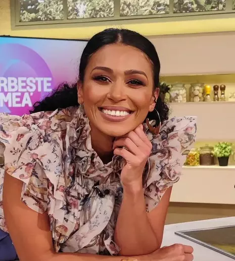 Ce studii are Majda Aboulumosha, de fapt. Ce carieră surprinzătoare ar fi avut dacă n-ar fi deveni actriță