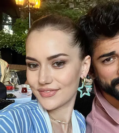 Cum arată actrița Fahriye Evcen însărcinată cu cel de-al doilea copil