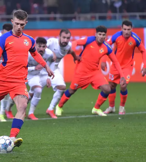 SUPERLIGA: Cine transmite FCSB - Rapid, derby-ul etapei a 17-a din Liga 1