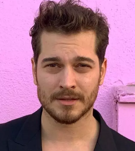 Çağatay Ulusoy își pregătește revenirea pe Netflix. Ce știm până acum despre noul serial