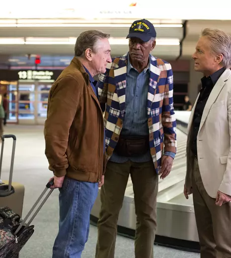 Filme la TV azi, 13 martie: „Burlaci întârziați”, „Brigada pestriță”, „Adam întunecatul”, „Mortal Kombat”