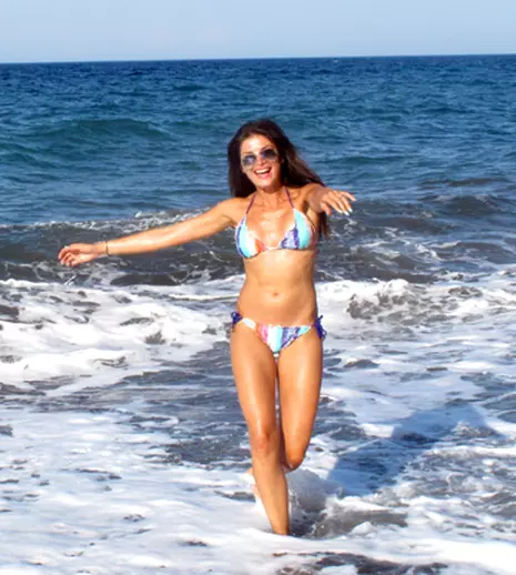 Alina Puşcaş a fost în vacanţă în Santorini