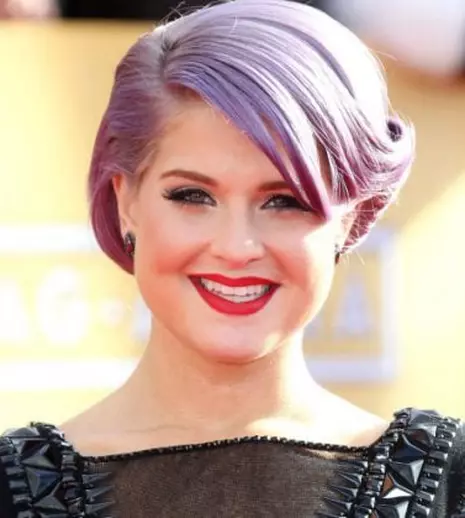 Kelly Osbourne s-a săturat să fie tratată ca o adolescentă la locul de muncă